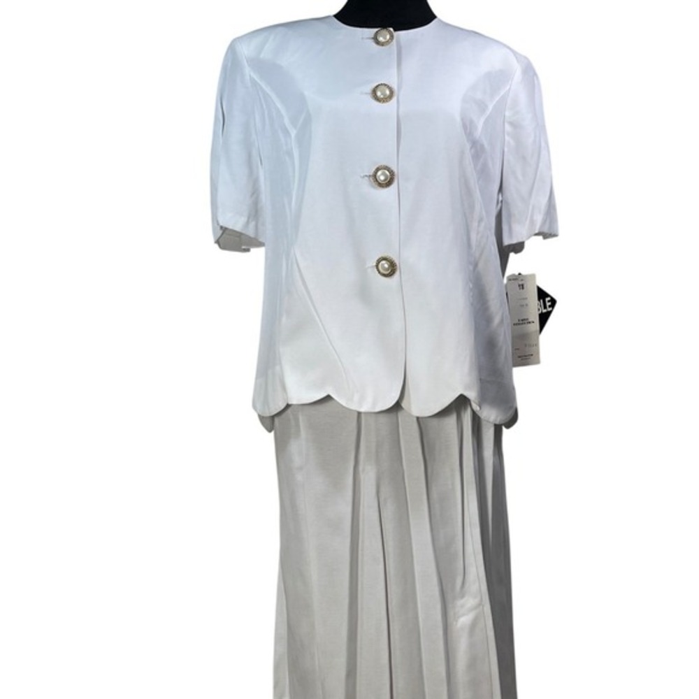 Pablo Collection White 2pc Skirt Set Scalloped Pearl Button Blazer‎ 18 Victorian
